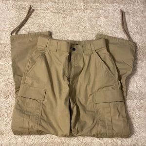 EUC 5.11 Tactical Series Cream Cargo Pant Work Heavy Duty 31.5 x 35